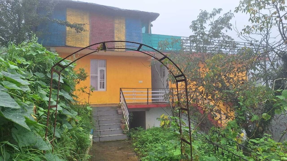 Aangan Homestay and Cafe