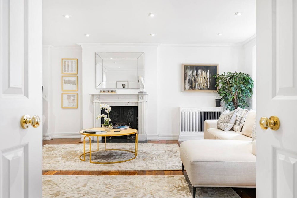4-bed House Next To Harrods Pont Street Mews