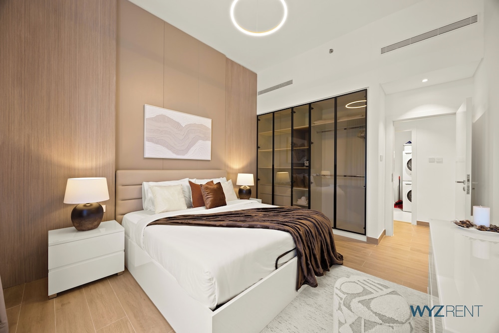 Bayfront 1BR in La Sirene 2 Seaport View