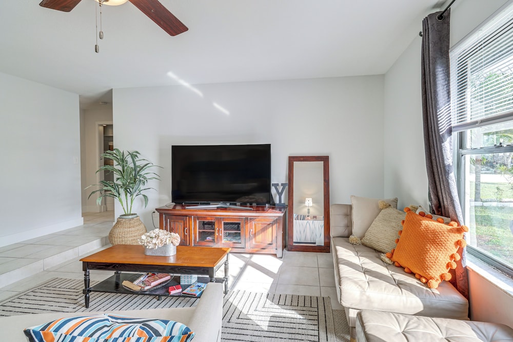 6 Mi to Shore: Vero Beach Family Home