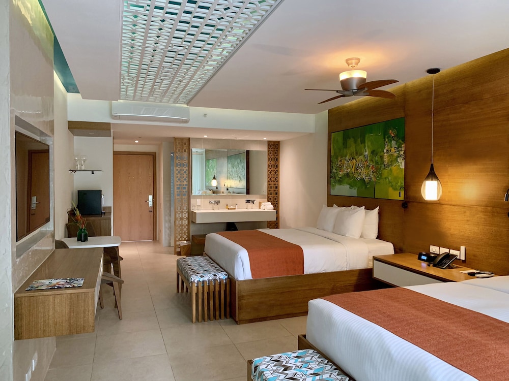 Azura Beach Resort - All Inclusive - Adults Only - Property Image 6