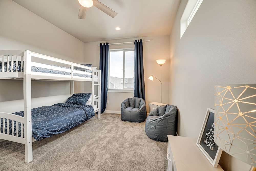 Moses Lake Vacations - Potholes State Park Getaway w/ Private Hot Tub! - Property Image 4