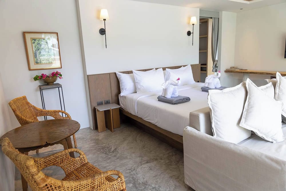 Kalamari Luxury Beach Front Villa