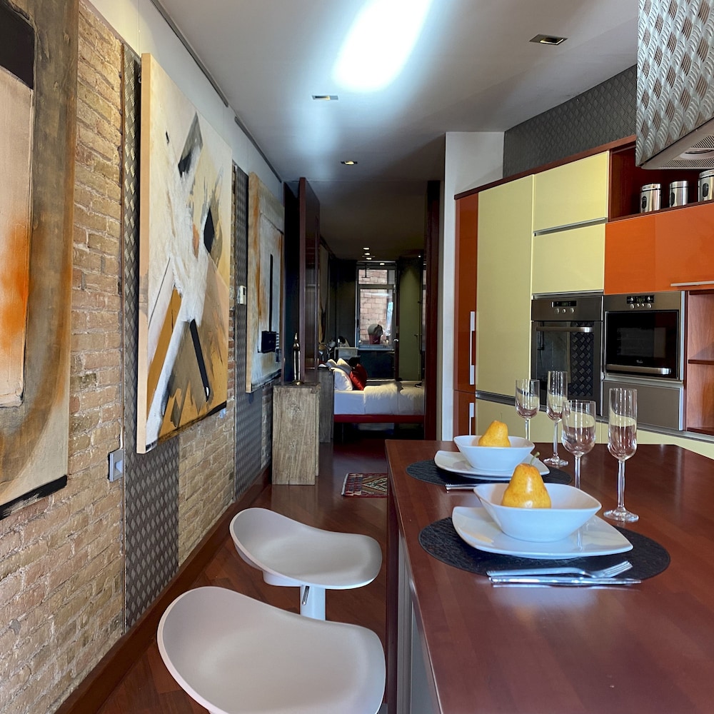 Luminous Designer Loft Style Apt Eixample Views By Myrentalhost