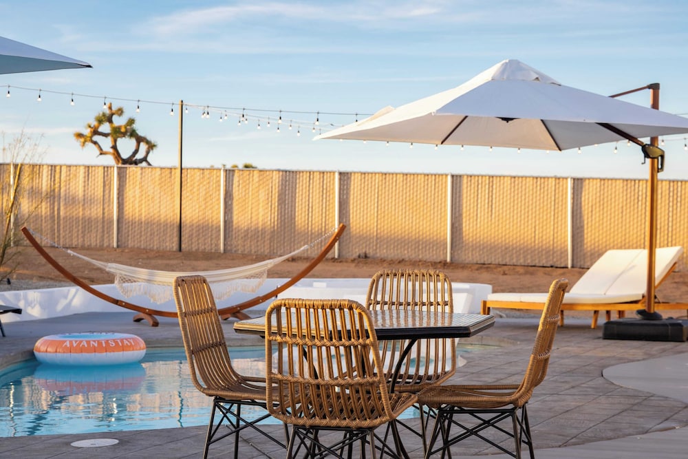 Pool, Spa, Pickleball & Piano Near Pioneertown Harmony House by Avantstay