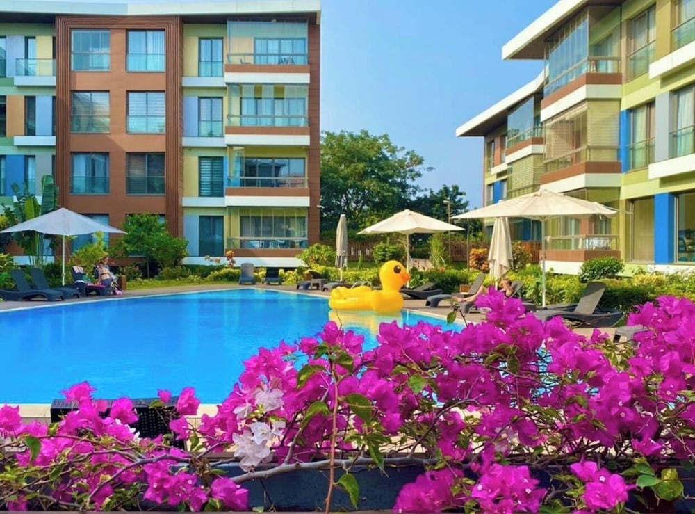 Urban Homes at Pearl