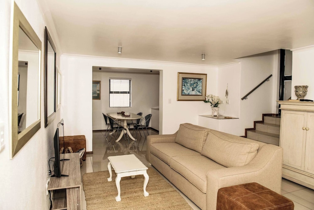 The Views - Oceanview Haven in Langebaan - 3 Levels of Luxury