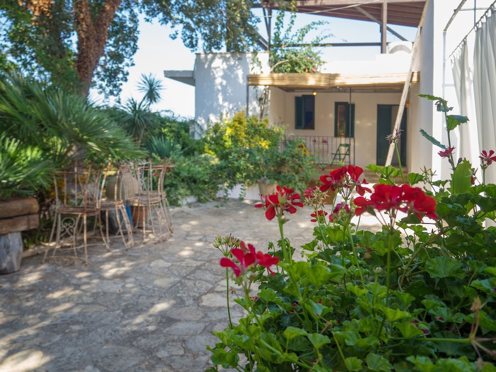 Kalinifta - Io Parto Io Arrivo photo 5