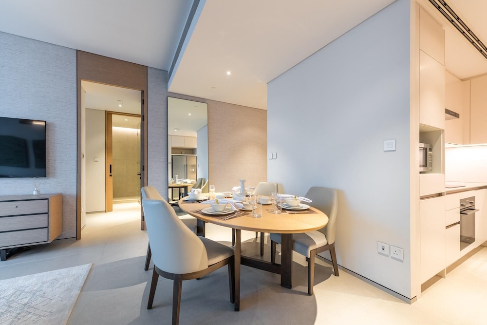 Luxury Marina View Apartment in Address JBR