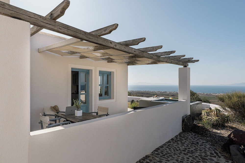 GTK Santorini Oia Sunset Villas