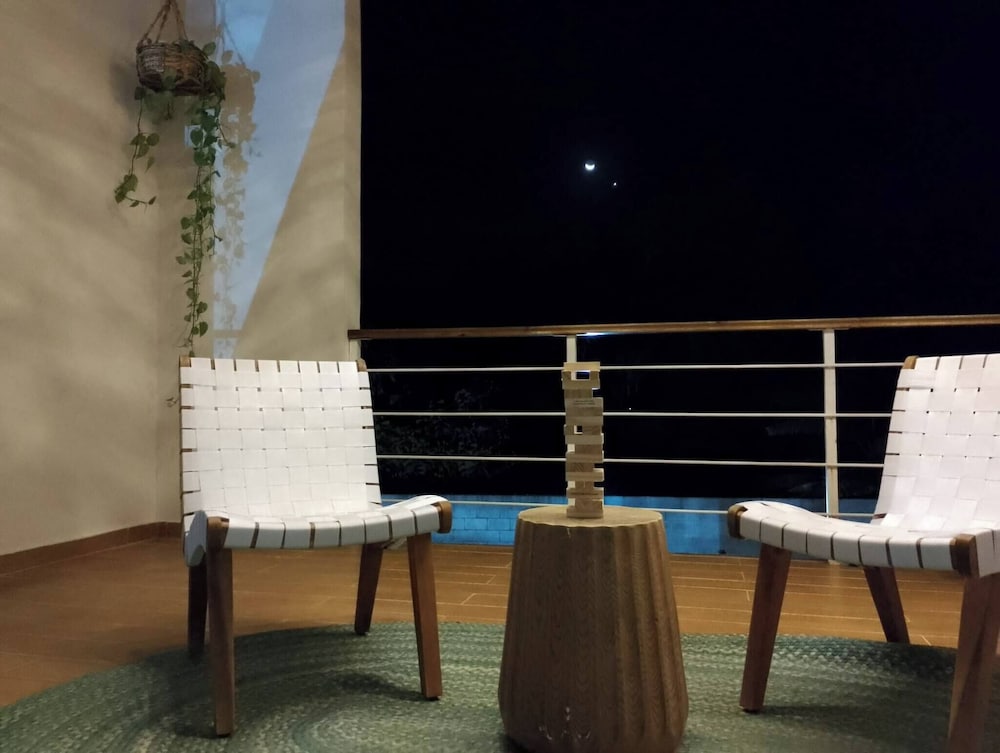Elegant Chalet 2 Minutes From the Beach Ideal Families