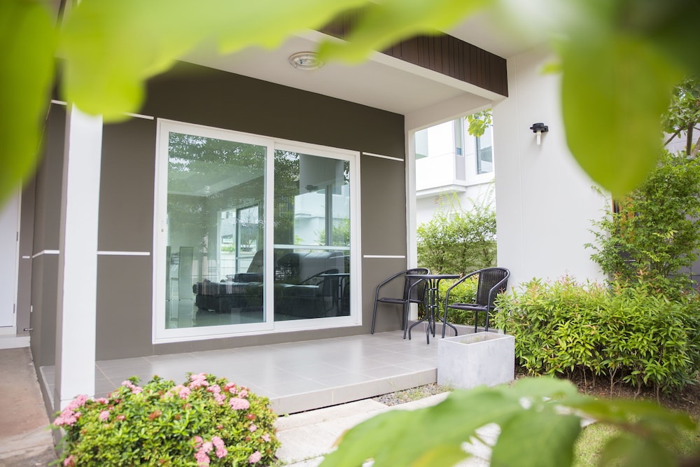 Maximum Land & House with WiFi