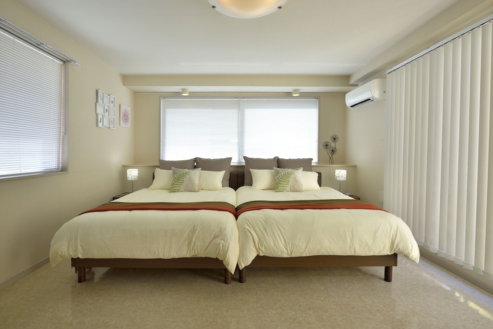 Chatan Coat House view 4