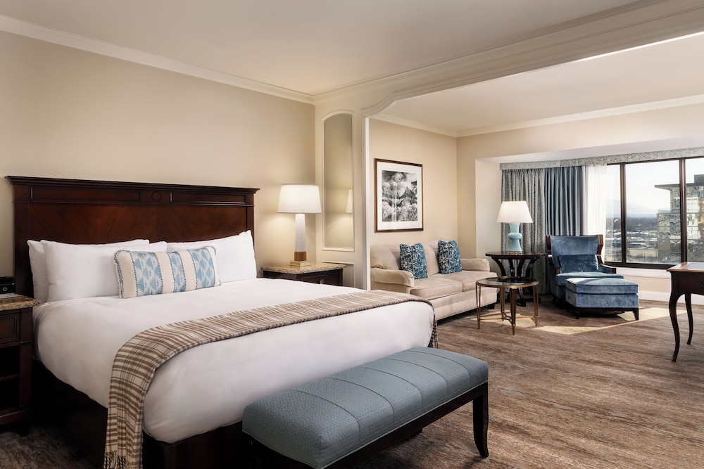 Hotel Little America Hotel - Image 1