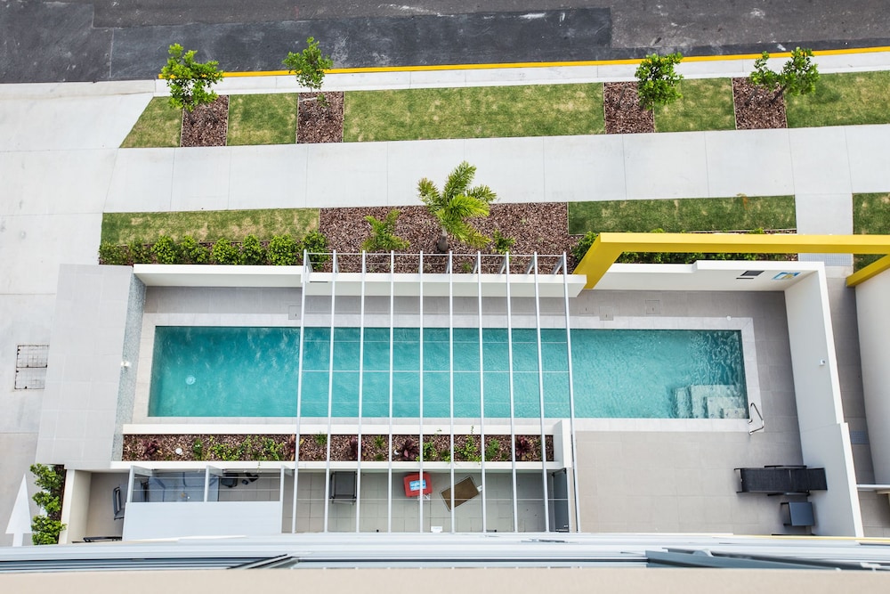 Nova Mooloolaba Beach