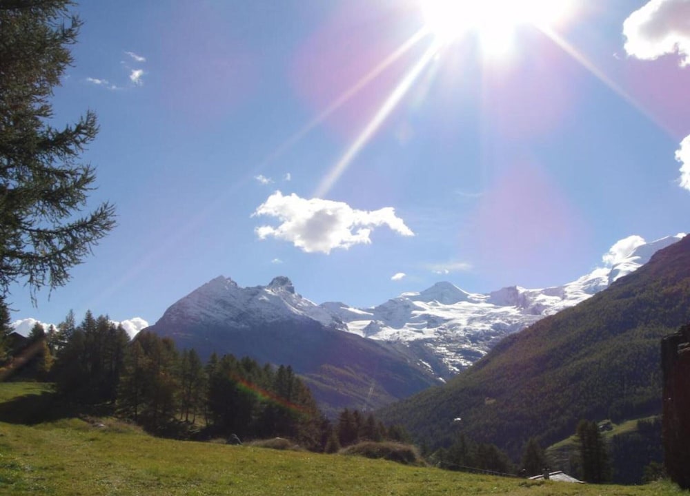 Bedroom Retreat in Saas Valley