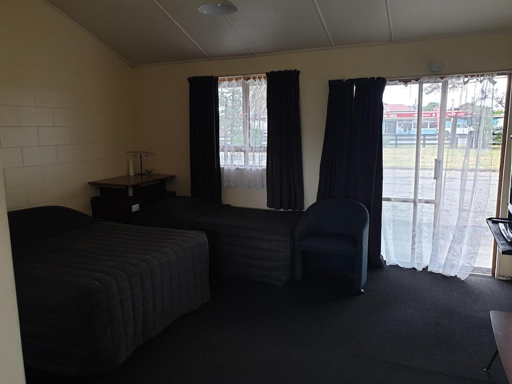Castletown Motel view 2