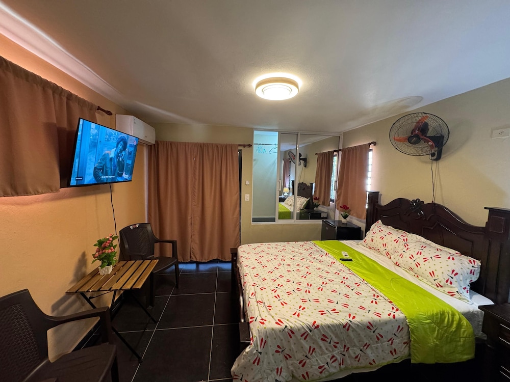Apartamentos Corniell
