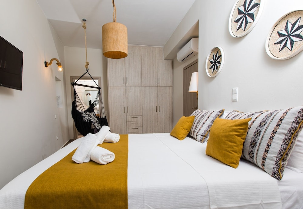 Ekaterini Luxury House
