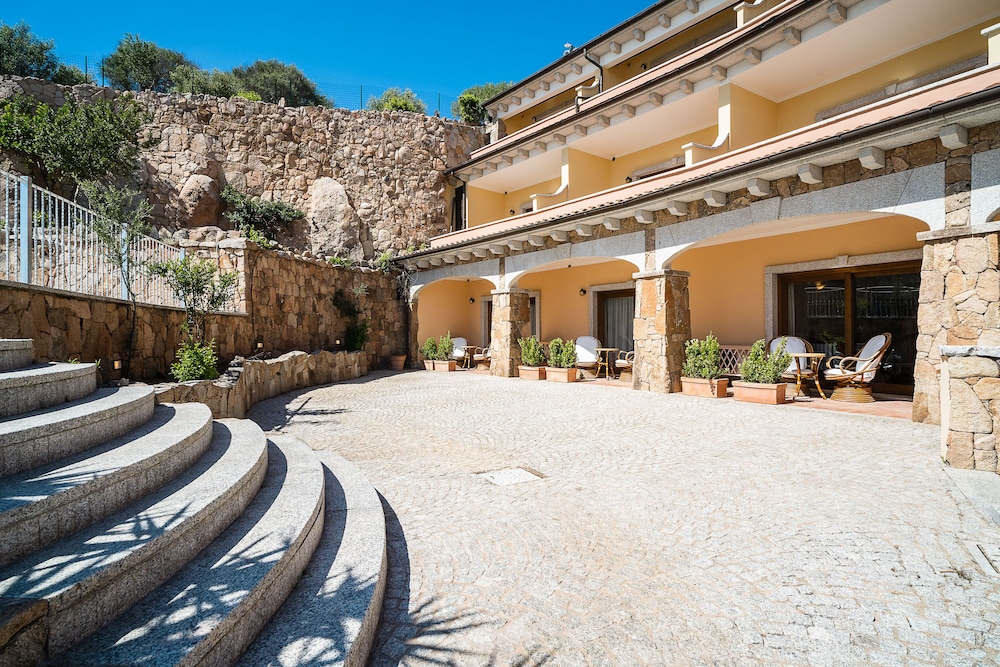 Hotel Pozzo Sacro - Image 1