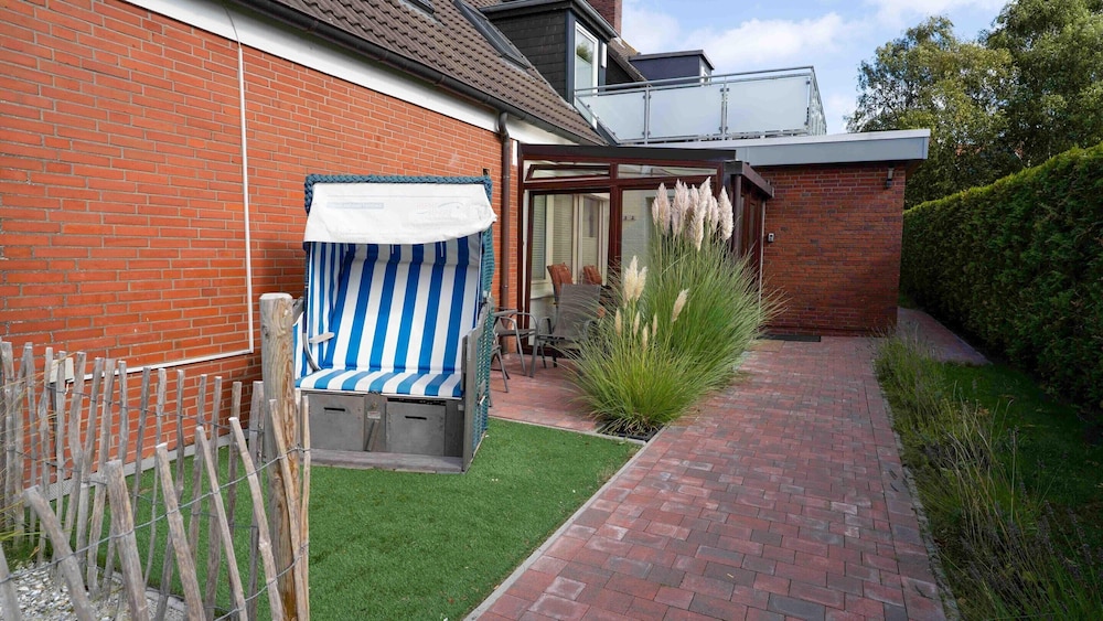 Gemuetliche Ferienwohnung mit Wintergarten, Bensersiel