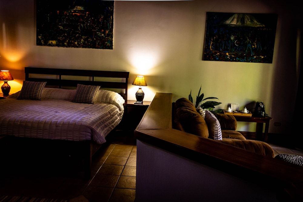 Jaco Hotel Docelunas