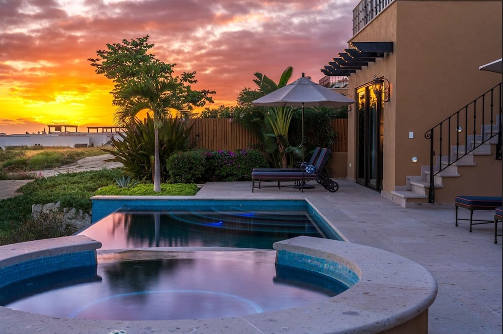 4BD Diamante Spacious Patio and Private Pool
