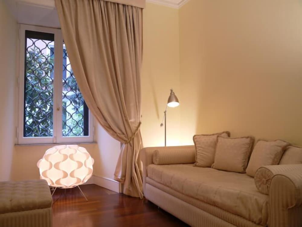 Holiday House Belle Arti