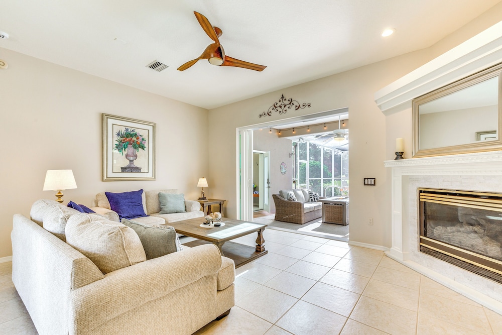 Private Pool: Pet-friendly Retreat on Golf Course!