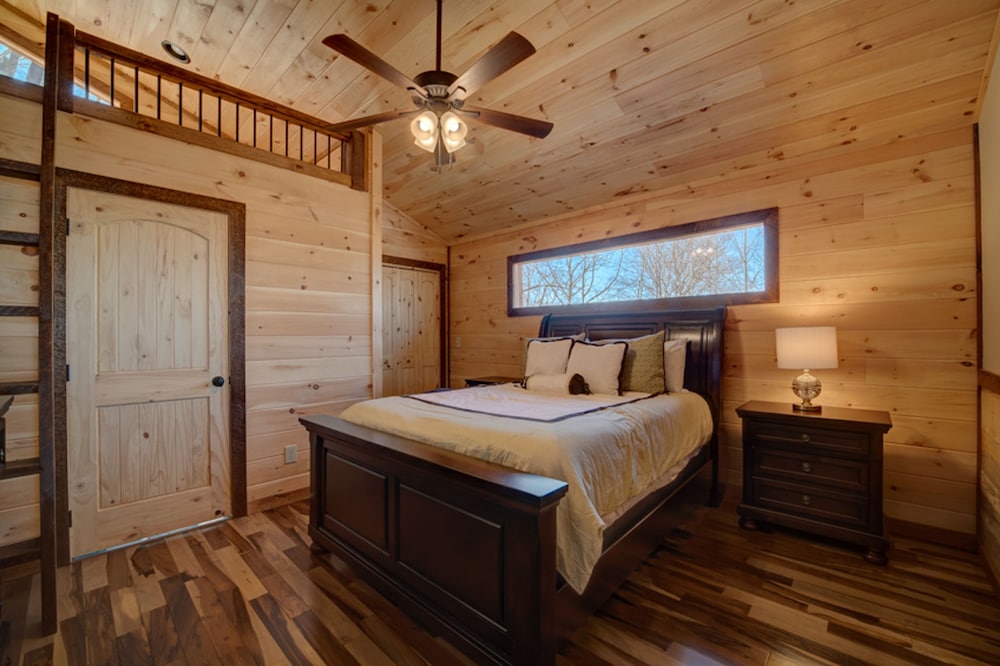 Aska Easy Day by Escape to Blue Ridge view 2