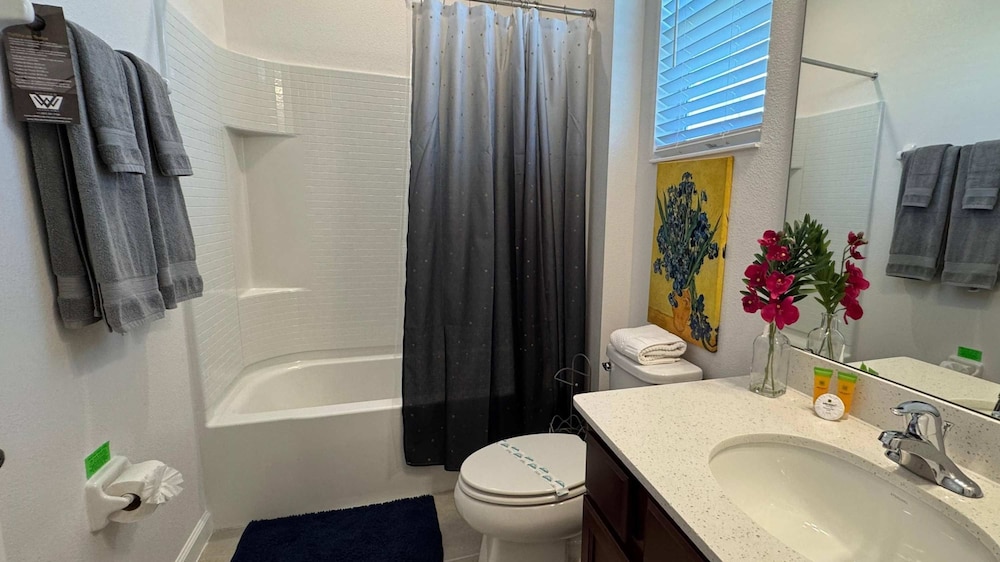 Family Friendly 12bd w Jacuzzi Veranda Palms 4401