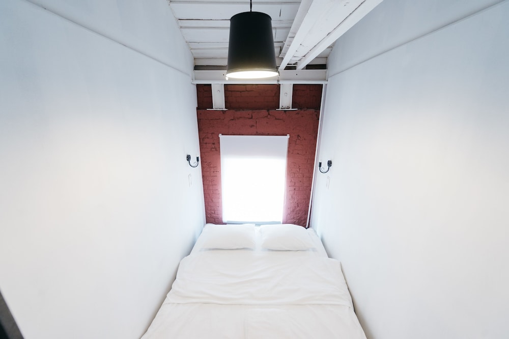 Keds Hostel & Coffee house