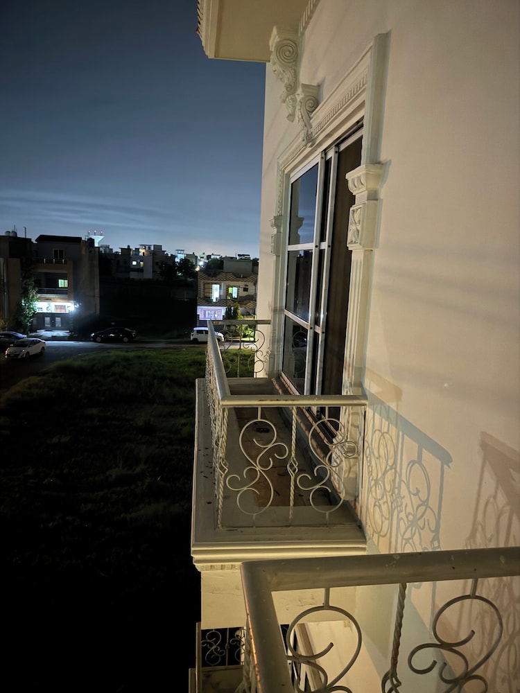 Chase Girls Hostel