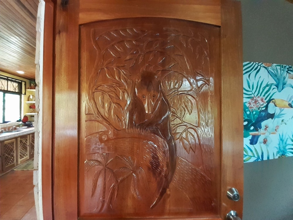 Encantada Guest House: Spectacular View & Excellent Reviews