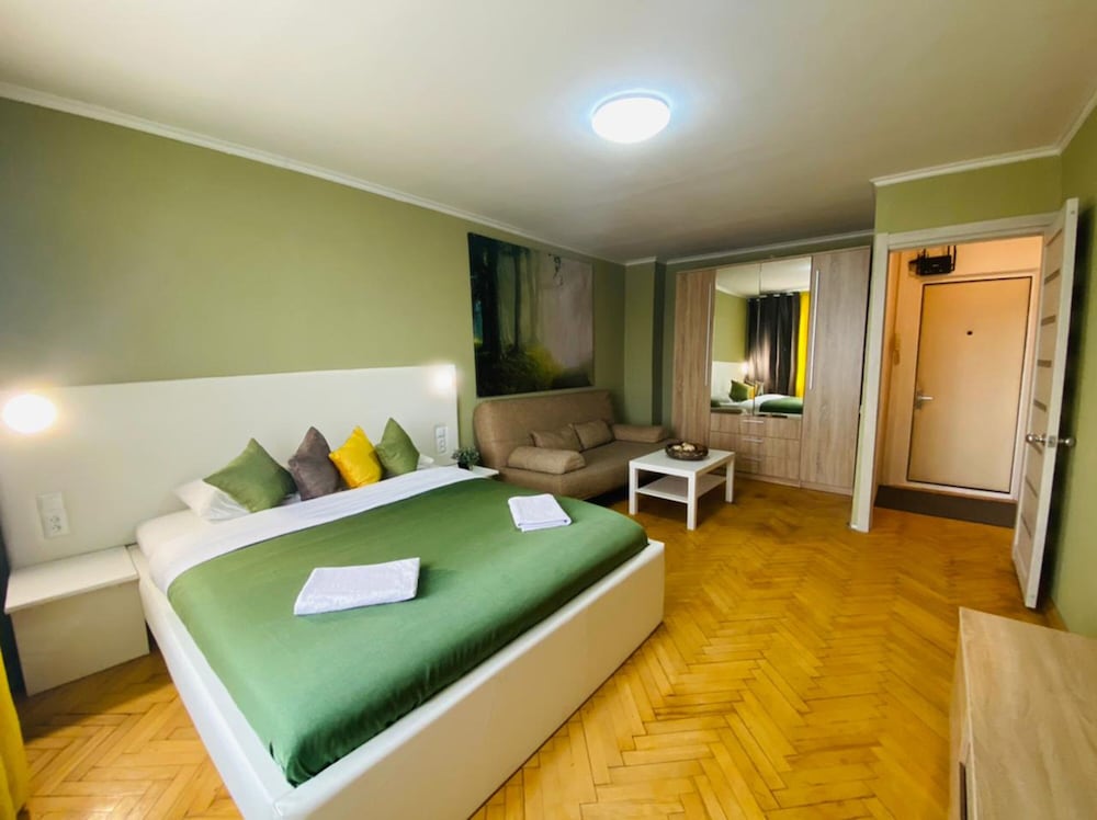 Apartment Hanaka Lenskaya 8k1