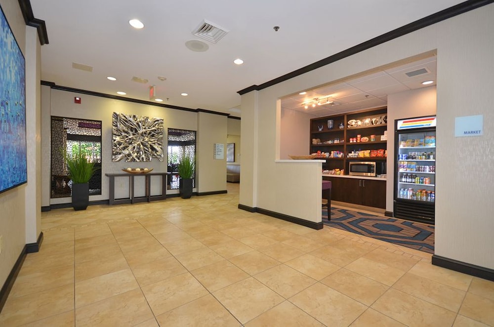 Farmington Vacations - Holiday Inn Express Suites Farmington, an IHG Hotel - Property Image 32