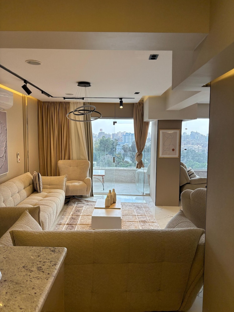 Alsawah Nile View 5BR Duplex in Zamalek