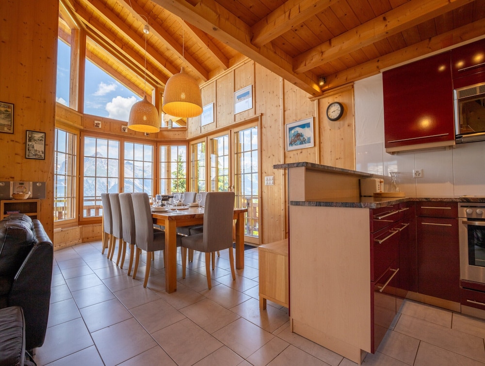 Christoph Standing & Calm Chalet 10 Pers