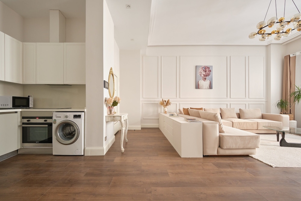 Taksim 360 Lagirio Residence