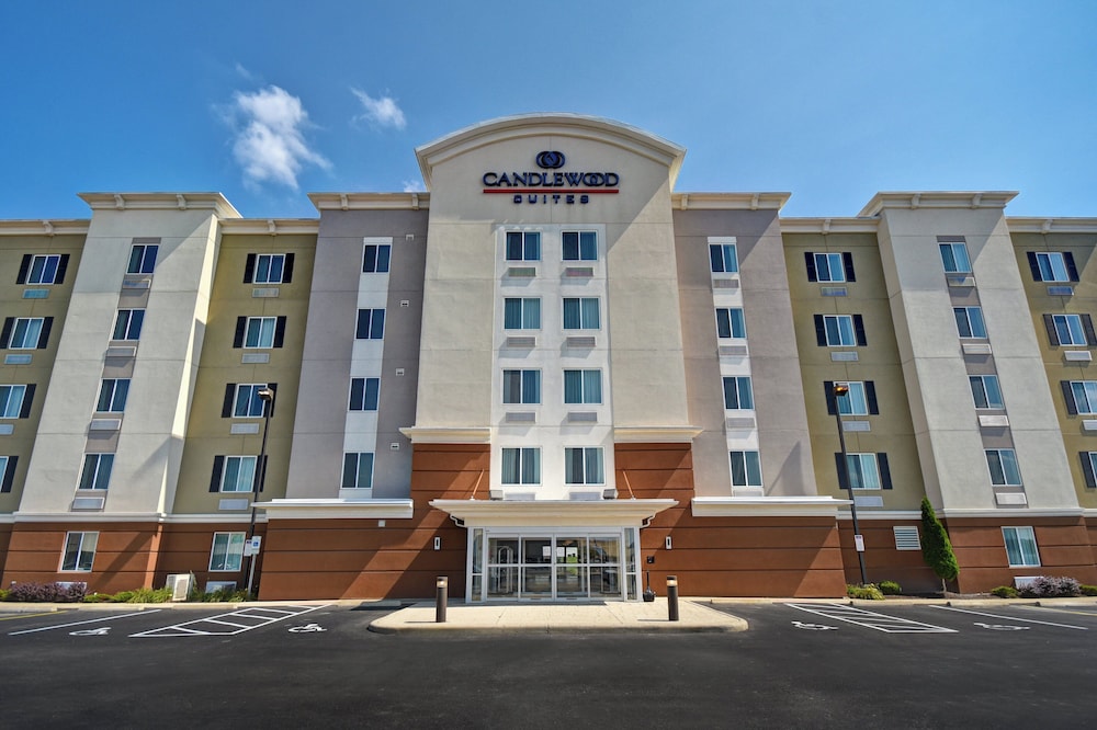 Candlewood Suites St. Clairsville by IHG