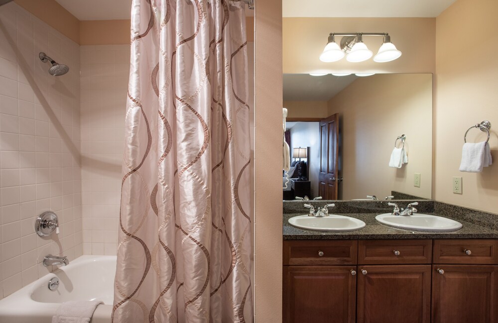 Winter Park Resort Lodging - Zephyr Mountain Condos