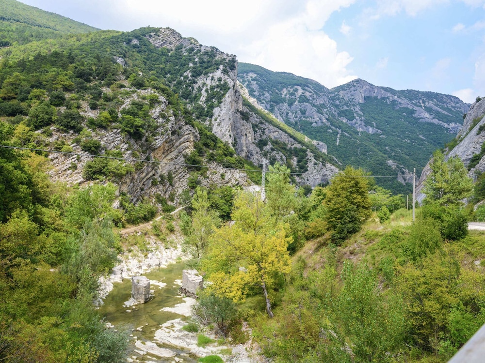 Property With Swimming Pool, Spacious Garden, Private Terrace and Views