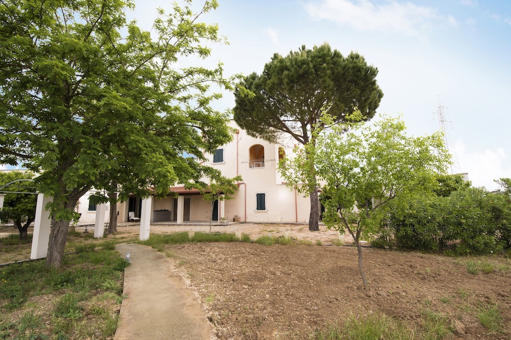 Casina Farnarari