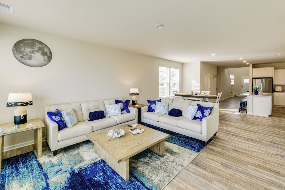 5 Mi to Bethany Beach: Home w/ Pool + Gym Access!