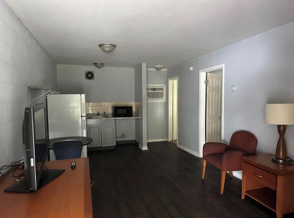 Paradise Suites