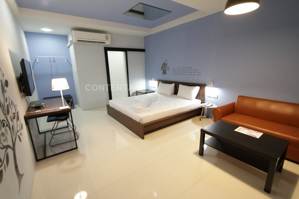 Eazy Motel Bangna