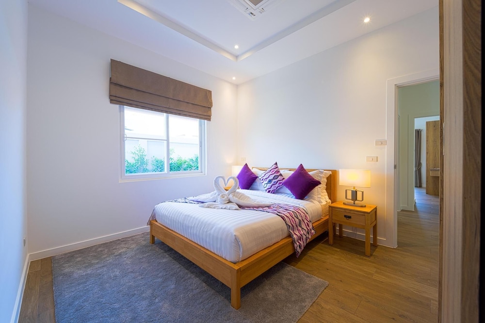 Brand-New Modern 3-Bedroom Villa MB20