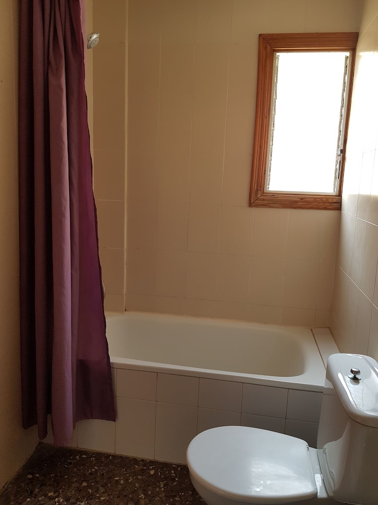 Hostal L Escaleta