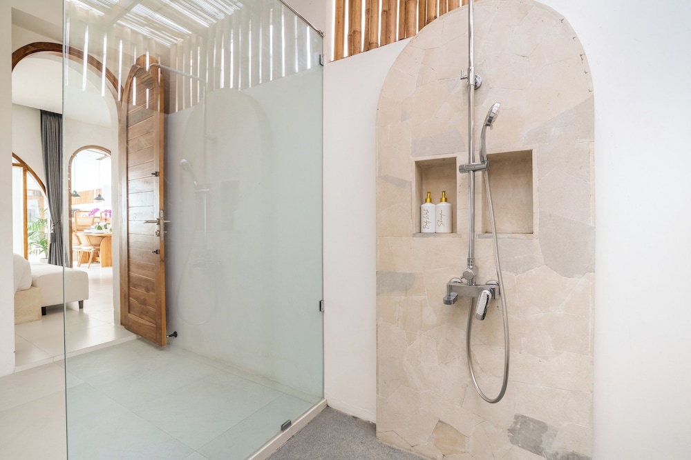La Feliz Villa Balinesia - 2 Bedrooms
