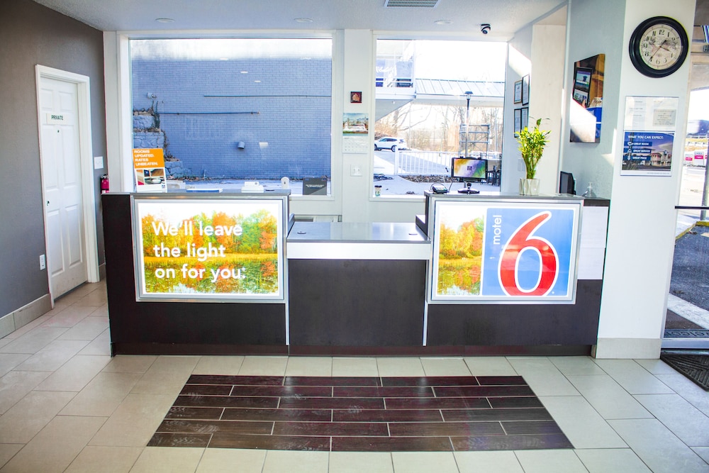 Motel 6 Chilhowie, VA  I-81 view 5